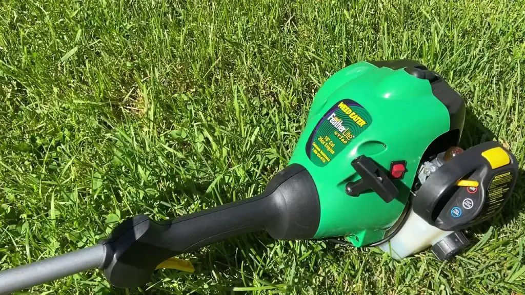 How To Replace Primer Bulb On Weedeater Featherlite SST25CE Mowerify